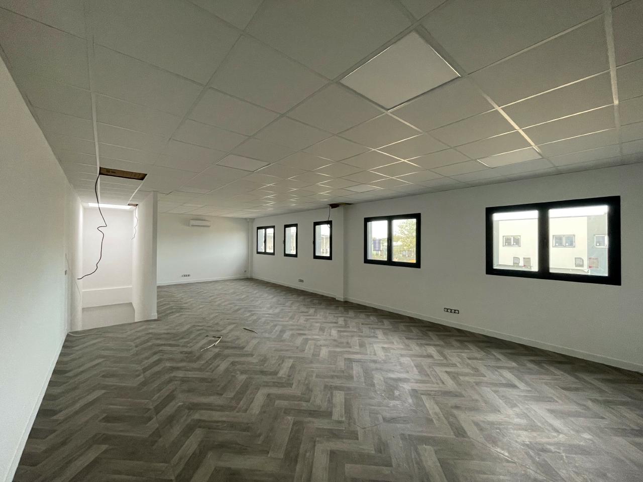 Local d'activité Coignières 1020m² Location local d'activité Coignières Yvelines OLACT2316170 0